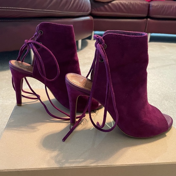 Joie Lexington Peep Toe Plum Bootie - Picture 2 of 9